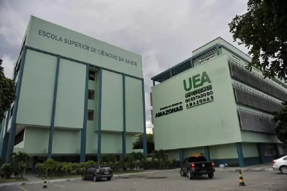 UEA recebe inscrições para cursos de idiomas