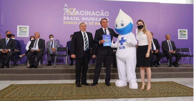 Plano de vacinação do Ministério da Saúde começará por trabalhadores da saúde e idosos a partir de 75 anos