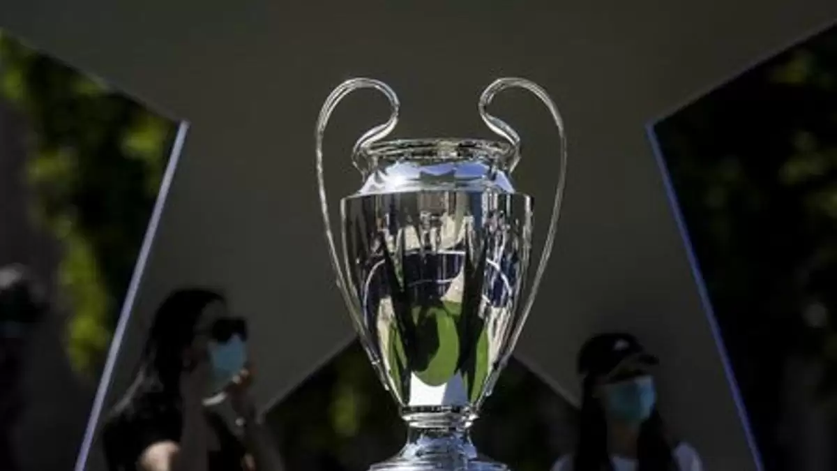 Após 56 anos, Uefa anuncia fim da regra do gol fora de casa
