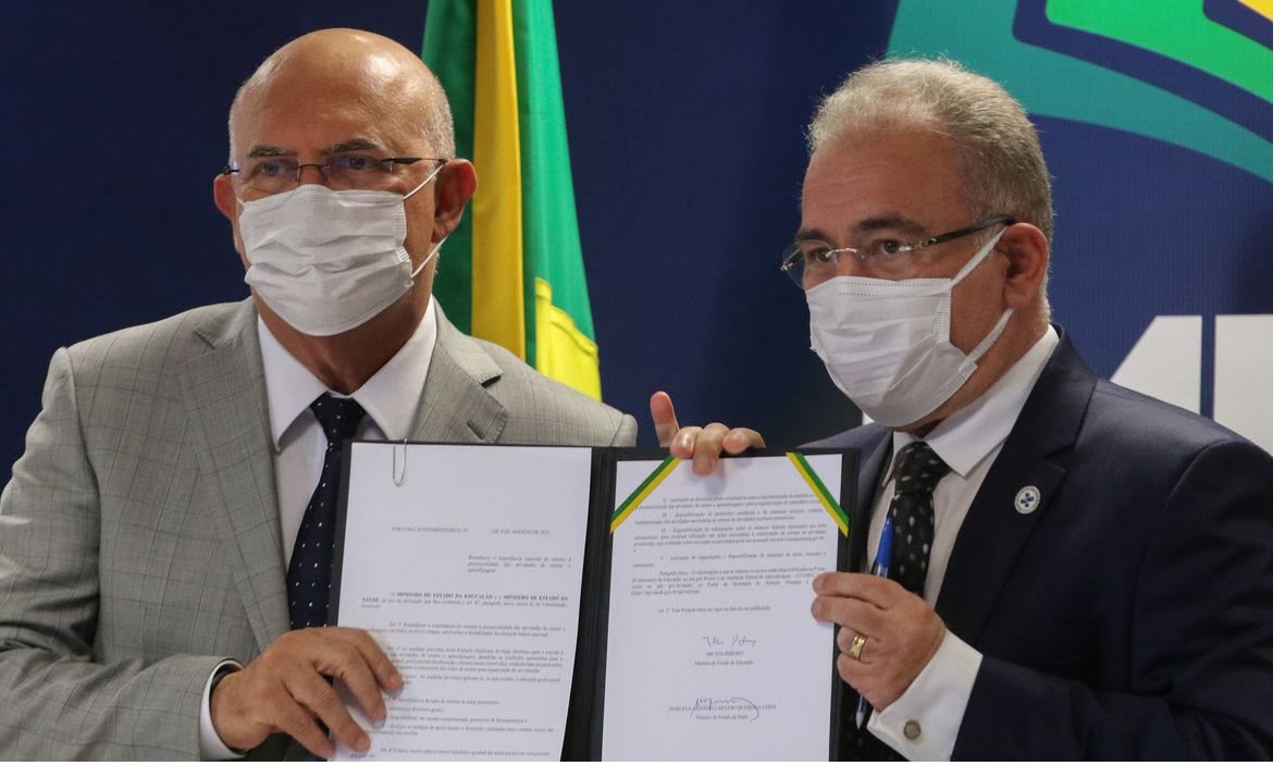 Ministérios da Saúde e Educação divulgaram portaria com diretrizes referentes ao retorno das aulas