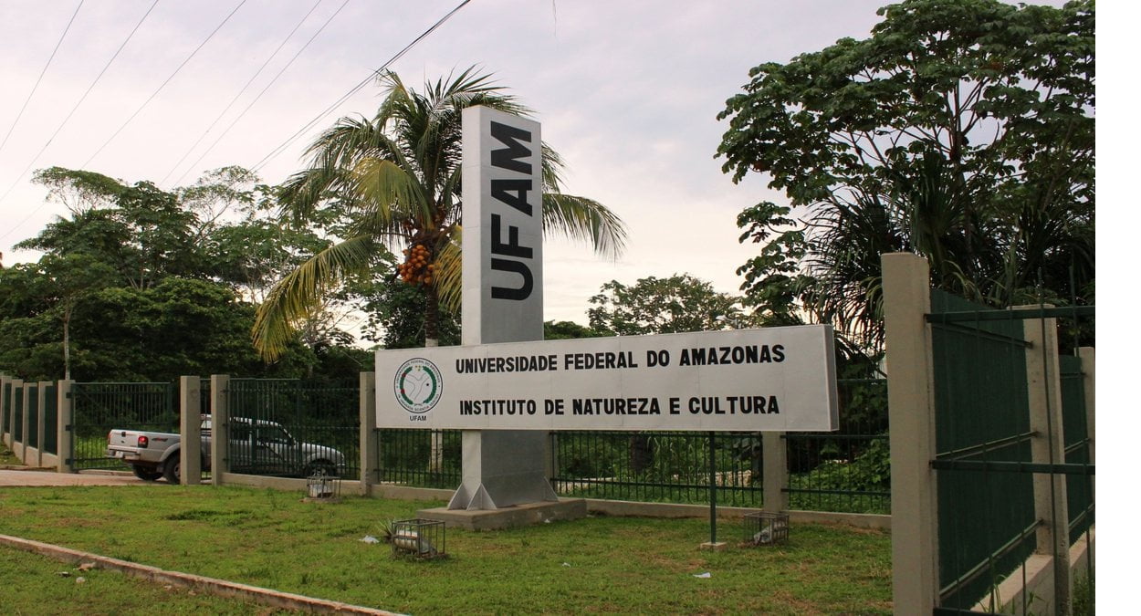 UFAM divulga inscrição de concurso público 2023, com 46 vagas para professor