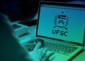 Vestibular UFSC: inscrição na tela do computador